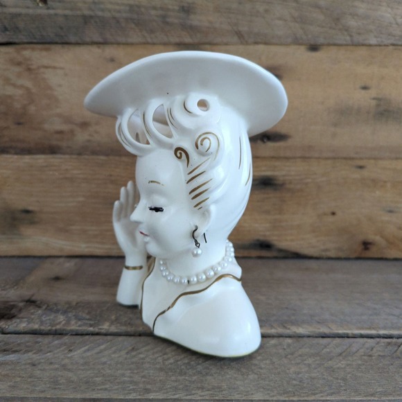 Vintage 6" Lady Head Vase White Dress and Hat Gold Highlights - Picture 5 of 11